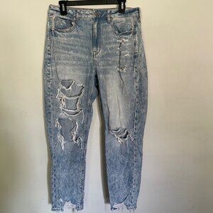 American Eagle Women's 8 Mom Jean Comfort Stretch Light Wash Blue Destroyed T5